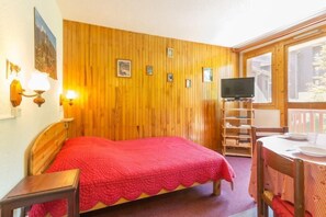 1 bedroom - 300m from ski slopes, 2nd floor, balcony, tv, 36m², Montchavin La Plagne (Bellentre)