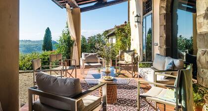 Luxury Country house in the Tuscan vineyards