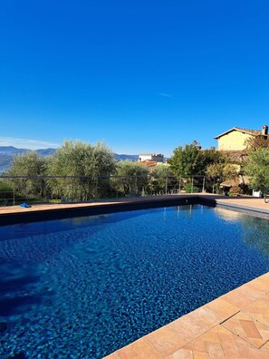 Alberca al aire libre 