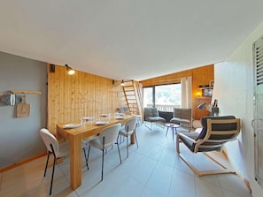 Dining - 3rd floor, view mountain, balcony, fireplace or stove, tv, 72m², Le Grand Bornand (Le Grand-Bornand)