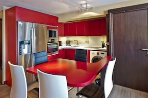 Dining - 200m from ski slopes, 6th floor, tv, 90m², Val Thorens (Val Thorens)