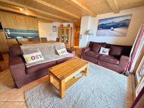 Living area - 1st floor, terrace, parking, tv, 69m², Saint Martin de Belleville (Saint-Martin-de-Belleville)