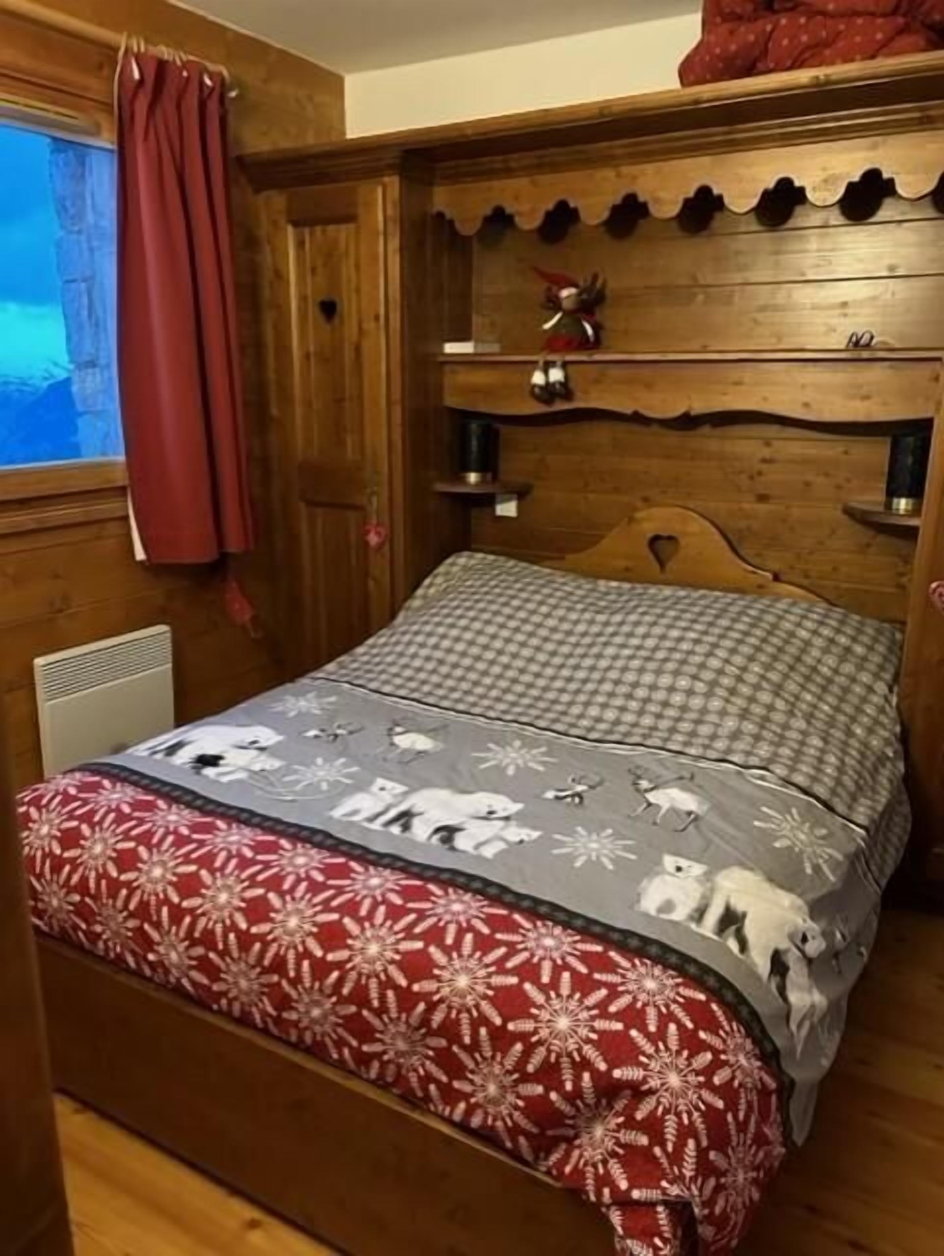 2 bedrooms