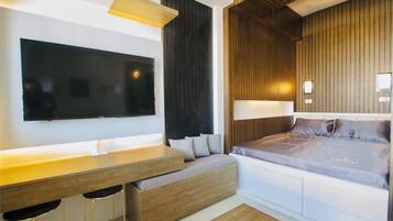 1 habitación, tabla de planchar con plancha, wifi gratis y ropa de cama