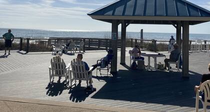 Getaway to Serenity Summerhouse Villa’s at Litchfield by The Sea OCT SPECIALS