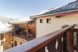 Property grounds - Wifi, 150m from ski slopes, 1st floor, balcony, tv, ski locker, 40m², Montchavin La Plagne (Bellentre)