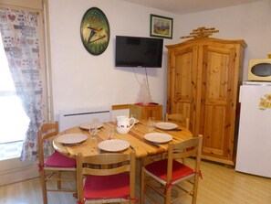 Dining - 3rd floor, balcony, parking, tv, ski locker, 31m², Les Contamines-Montjoie (Les Contamines-Montjoie)