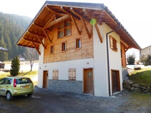 Exterior - Chalet, Ground floor, view mountain, fireplace or stove, tv, 120m², Les Contamines-Montjoie (Les Contamines-Montjoie)