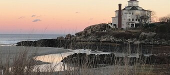 WATERFRONT 1BDRM SPACIOUS STUDIO APARTMENT 