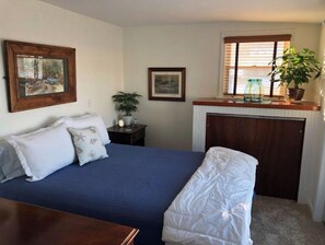 1 多间卧室、办公桌、熨斗/熨衣板、收费 WiFi