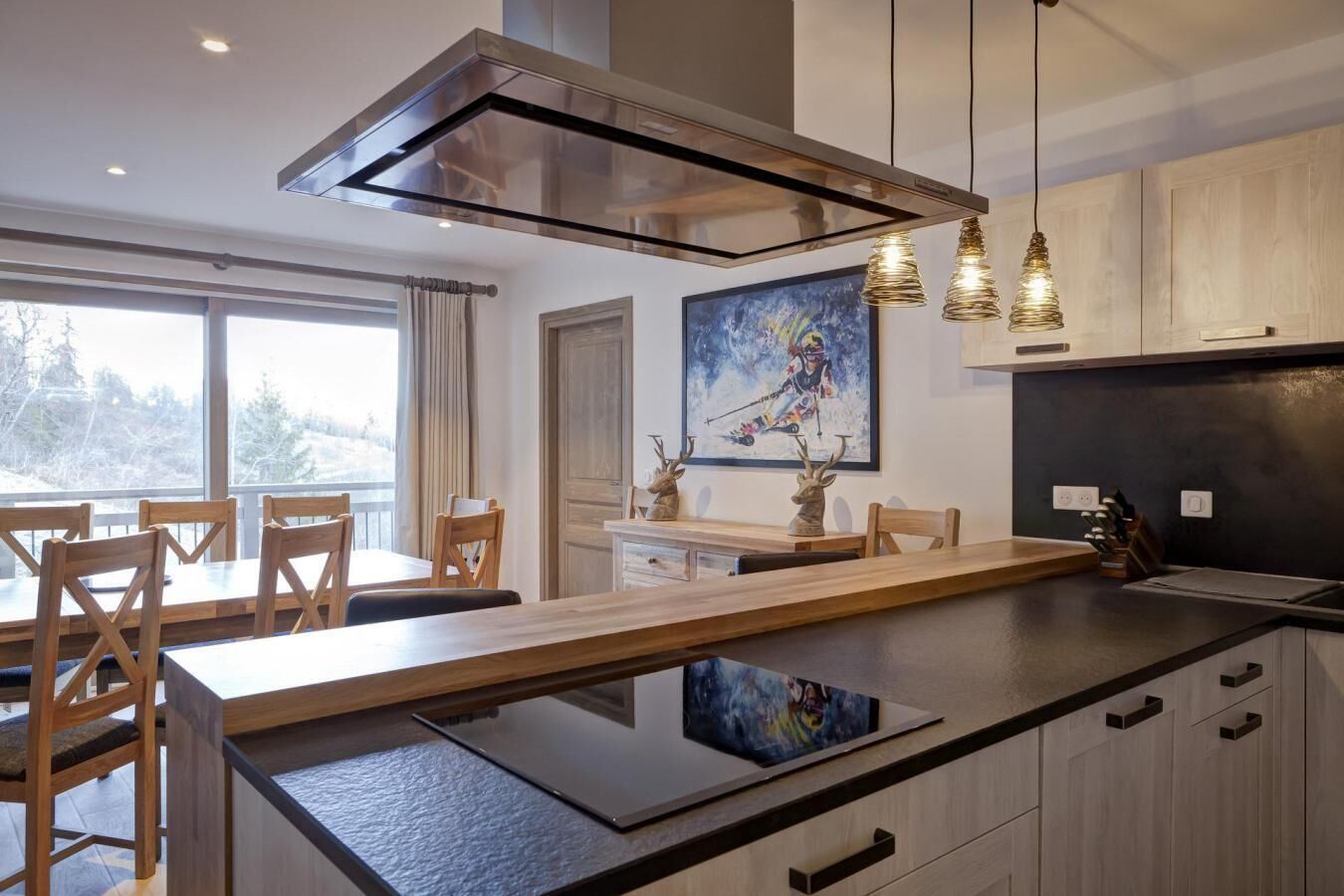 Kühlschrank, Mikrowelle, Ofen, Geschirrspüler