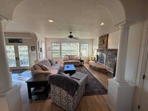 TV, fireplace, Netflix, streaming services