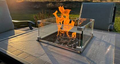 Beautiful Views Peaceful Near Boulder