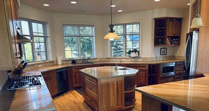 Beautiful Views Peaceful Near Boulder