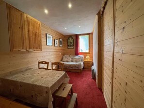 Interior - 300m from ski slopes, terrace, tv, ski locker, 27m², Valmorel (Valmorel)