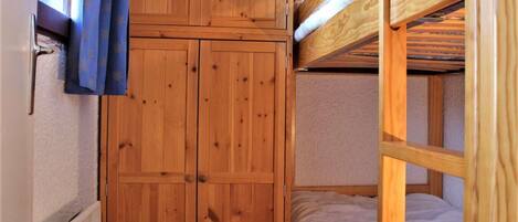 Fer et planche à repasser, Wi-Fi