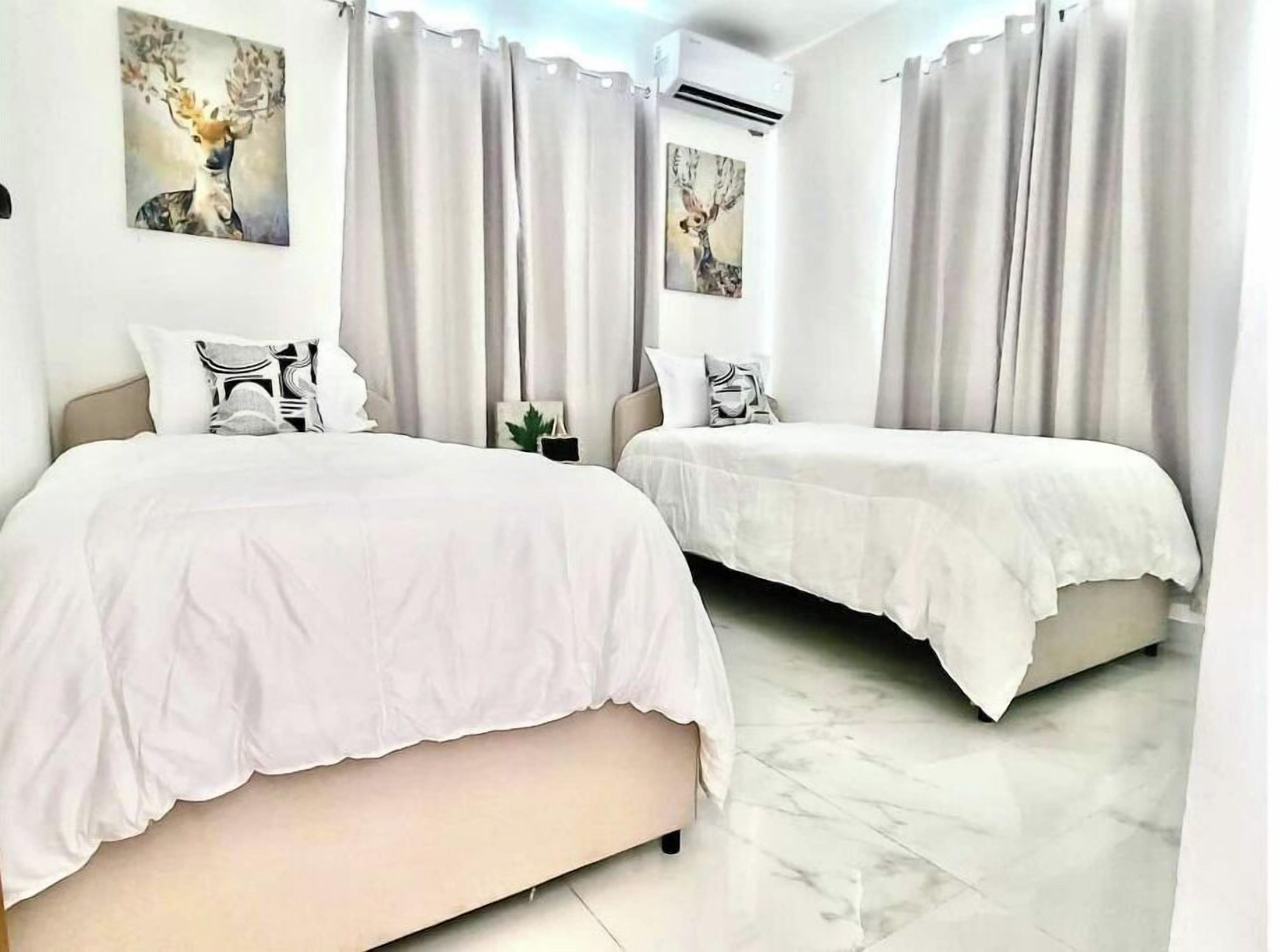 3 bedrooms, iron/ironing board, free WiFi