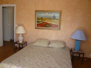 5 chambres, accès Internet