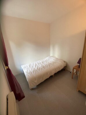 2 bedrooms