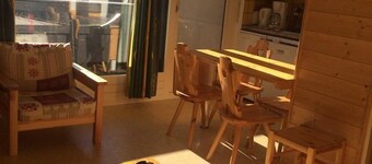 A 50m dalle piste di sci, piano -2, vista montagna, balcone, parcheggio, televisione, 34m²