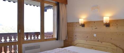 1 soverom og wi-fi (mot et tillegg)