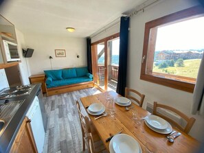 Interior - 200m from resort center, 3rd floor, view mountain, balcony, tv, 29m², Superdévoluy (Le Dévoluy)