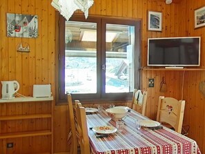 Dining - 2nd floor, view mountain, balcony, tv, ski locker, 27m², Le Grand Bornand (Le Grand-Bornand)