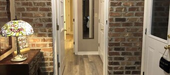 Cozy Cajun Suite / LSU tigers💜💛