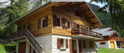 Extérieur