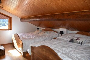 4 slaapkamers, wifi (toeslag)
