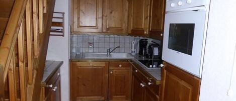 Frigorífico, horno y lavavajillas