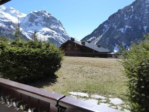 Property grounds - 100m from ski slopes, terrace, tv, ski locker, 35m², Pralognan-la-Vanoise (Pralognan-la-Vanoise)