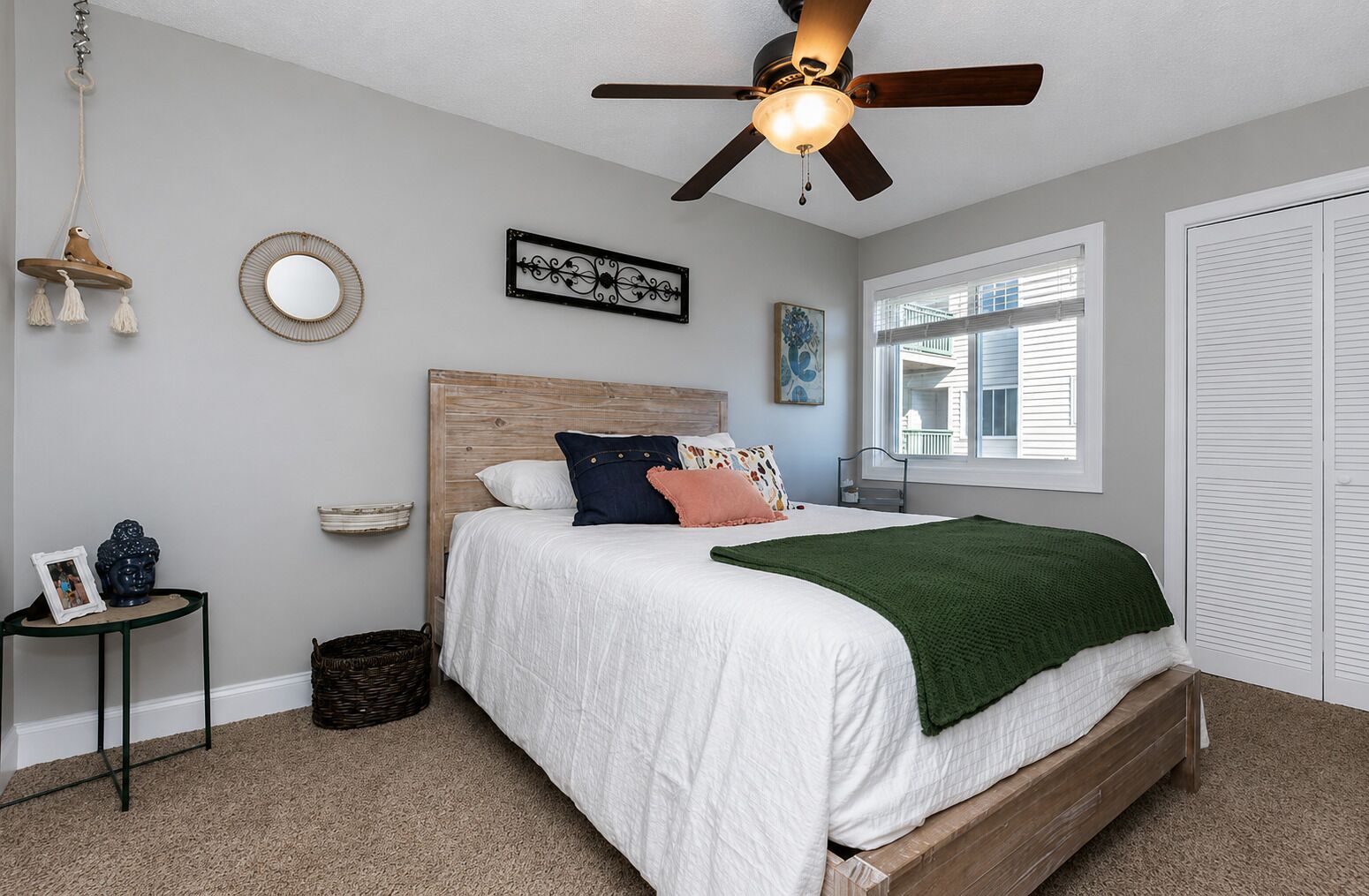 2 bedrooms, desk, free WiFi, bed sheets