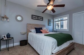 2 Schlafzimmer, Schreibtisch, kostenloses WLAN, Bettwäsche