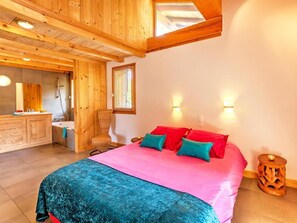 6 bedrooms, WiFi