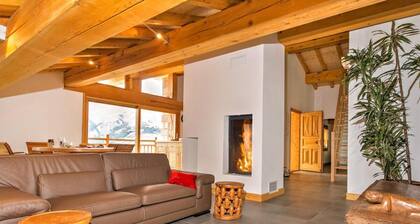 Chalet, wifi, Ă 50m des pistes de ski, remise en forme, sauna, terrasse, balcon