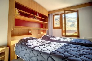 2 室のベッドルーム、WiFi、ベッドシーツ