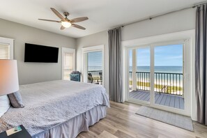 9 bedrooms, iron/ironing board, WiFi, bed sheets - AVAIL FOR THE HOLIDAYS! GULF FRONT 9BD/9.5BA, 3 LIVING AREAS, ELEVATOR, POOL! (Port Saint Joe)