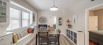 Cozy Home Near Downtown + Pet Friendly + Parking