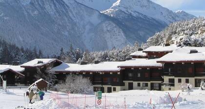 280m du centre station, 2ème étage, balcon, parking, télévision, 47m², La Norma