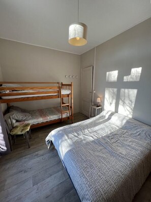 3 bedrooms