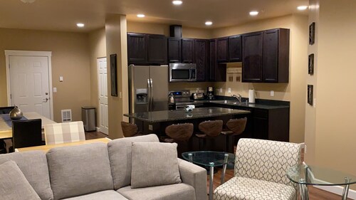 Cozy 3 bedroom Condo on 2nd/Top floor