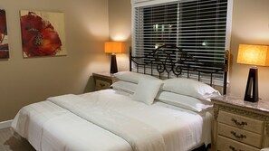 3 bedrooms, desk, iron/ironing board, travel cot
