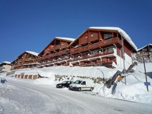 Exterior - 150m from resort center, Ground floor, view panoramic, terrace, tv, ski locker, 29m², Les Saisies (Les Saisies)