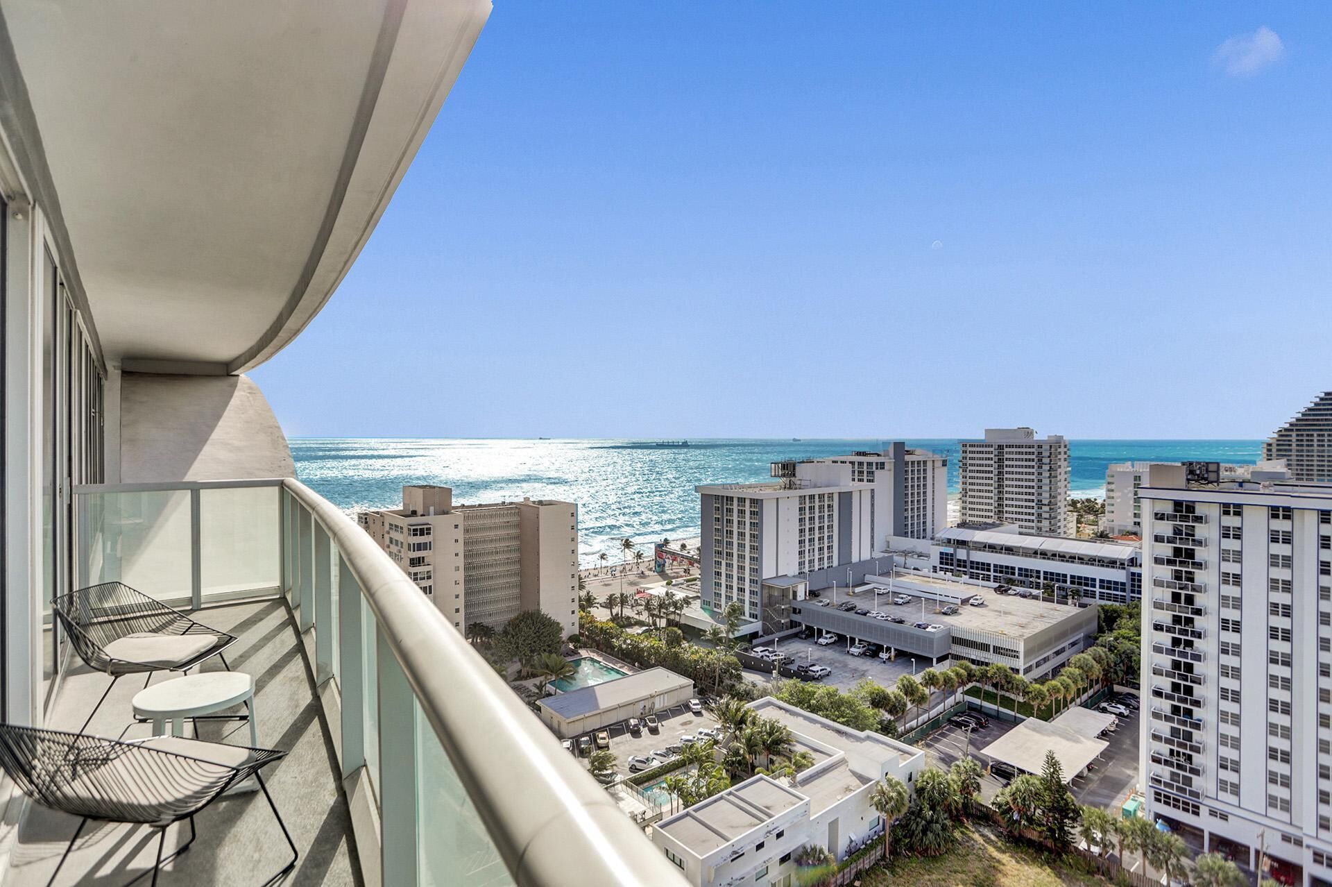 Luxury 2BR 2BA Suite w Pool/Gym in W Residences