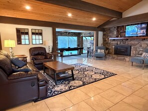Smart TV, fireplace, DVD player, video library