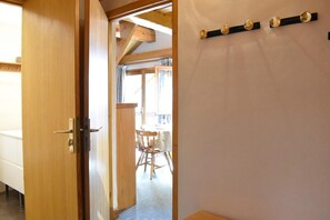Room - 150m from shops, 4th floor, balcony, ski locker, 60m², Méribel (Méribel - Les Allues)