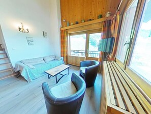 TV - 1st floor, balcony, parking, tv, ski locker, 69m², Le Grand Bornand (Le Grand-Bornand)