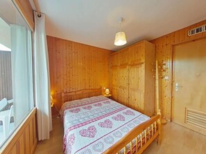 1 bedroom, WiFi - 50m from resort center, floor -1, view mountain, balcony, tv, 31m², Le Grand Bornand (Le Grand-Bornand)