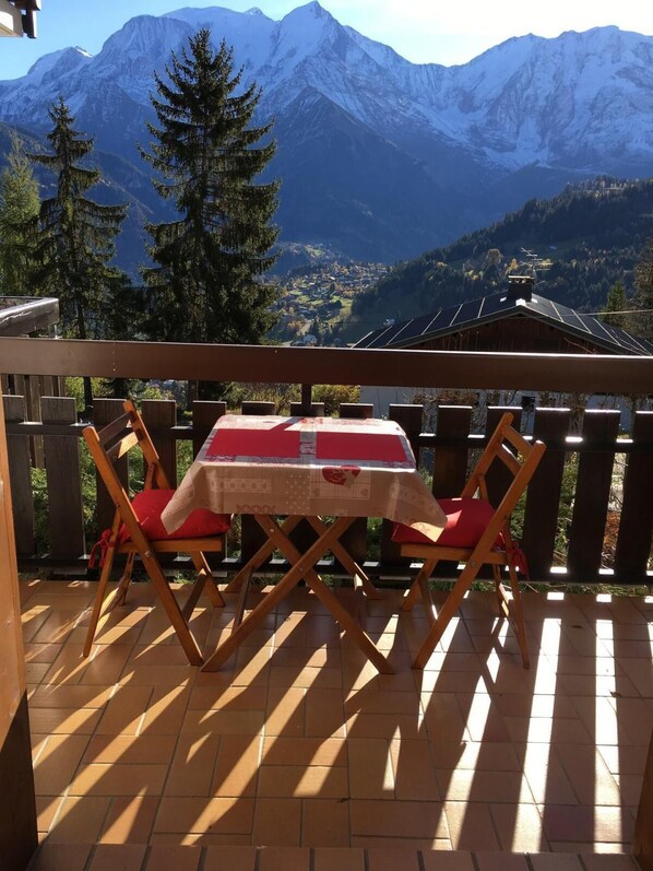 Outdoor dining - Ground floor, balcony, parking, tv, 23m², Saint Gervais (Saint-Gervais-les-Bains)